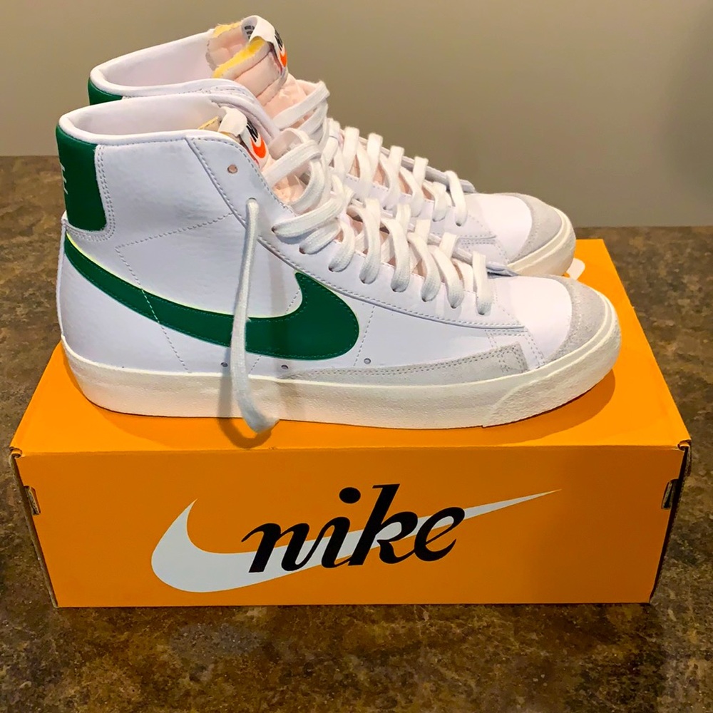 Nike Blazer Mid 77